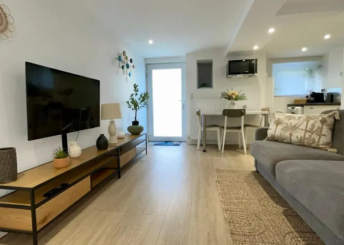 Appartement Nid Chic Et Cosy Au Coeur De Avec Jardin *